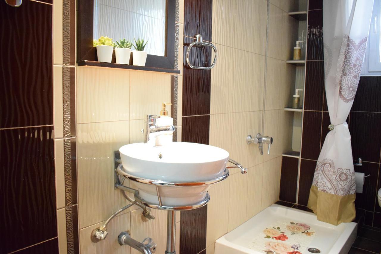 Apartament Five Stars In Trikala Zewnętrze zdjęcie